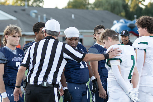 Knights-At-Twinsburg-8025